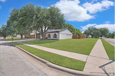 7313 Lee Drive, Forest Hill, TX 76140 - Photo 5