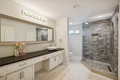 9522 Robin Meadow Drive, Dallas, TX 75243 - Photo 33