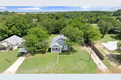145 E Denmark Street, Walnut Springs, TX 76690 - Photo 33