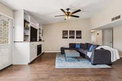 4720 Jennings Drive, The Colony, TX 75056 - Photo 7