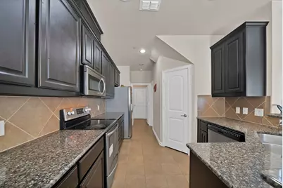 1946 Sherburne Street, Lewisville, TX 75067 - Photo 11