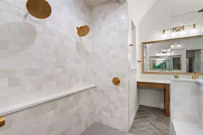 1130 E Landings N, Granbury, TX 76049 - Photo 23