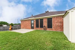 7427 Fossil Creek Dr, Arlington, TX 76002 - Photo 25
