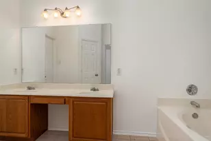 7427 Fossil Creek Dr, Arlington, TX 76002 - Photo 17