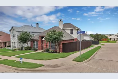 1348 Dallshan Drive, Carrollton, TX 75007 - Photo 35