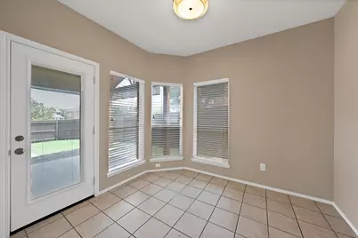 1348 Dallshan Drive, Carrollton, TX 75007 - Photo 7