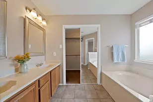1348 Dallshan Dr, Carrollton, TX 75007 - Photo 27