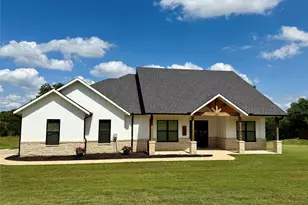 151 Gopher Rd, Weatherford, TX 76088 - Photo 1