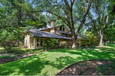 3909 Courtshire Drive, Dallas, TX 75229 - Photo 37