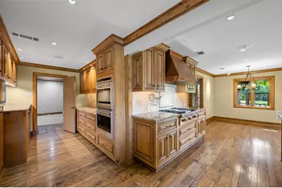3909 Courtshire Drive, Dallas, TX 75229 - Photo 15