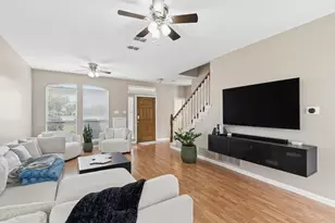 1552 Dublin Cir, Grapevine, TX 76051 - Photo 3