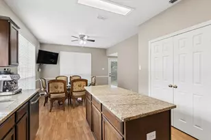 1552 Dublin Cir, Grapevine, TX 76051 - Photo 15