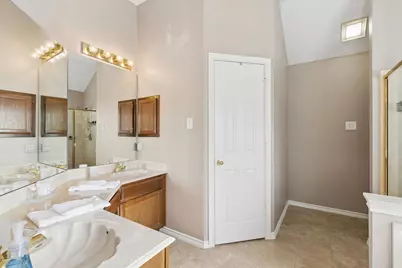 1552 Dublin Circle, Grapevine, TX 76051 - Photo 11