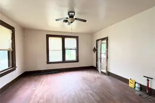822 E Commerce St, Mexia, TX 76667 - Photo 3