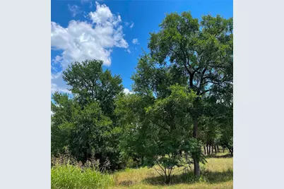 2000 Austin Hines Drive, China Spring, TX 76633 - Photo 19