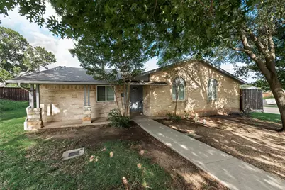 2121 Austin Drive, Carrollton, TX 75006 - Photo 3
