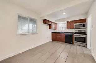 2121 Austin Dr, Carrollton, TX 75006 - Photo 9