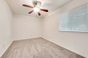 2121 Austin Dr, Carrollton, TX 75006 - Photo 13
