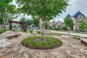 1328 Viridian Park Ln, Arlington, TX 76005 - Photo 3