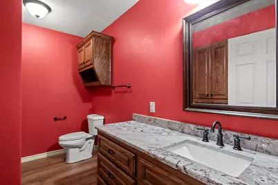 537 SW 12th Avenue, Mt Pleasant, TX 75455 - Photo 13