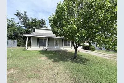 403 N Reagan Street, Hamilton, TX 76531 - Photo 1
