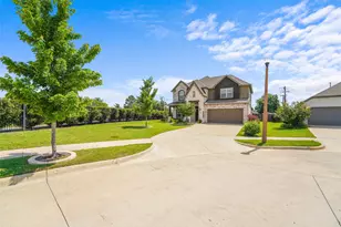 2828 Dancing Flame Dr, Denton, TX 76201 - Photo 3