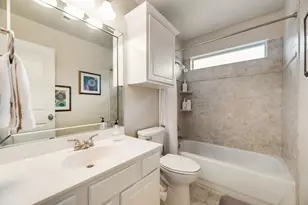 5736 Goodwin Ave, Dallas, TX 75206 - Photo 23