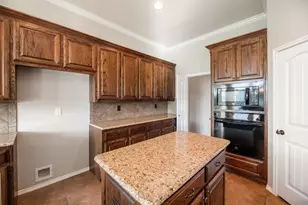 117 Thames Cir, Waxahachie, TX 75165 - Photo 13
