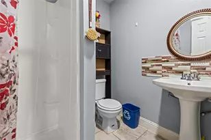 7036 Sandybrook Dr, Fort Worth, TX 76120 - Photo 19