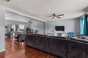 7036 Sandybrook Dr, Fort Worth, TX 76120 - Photo 5