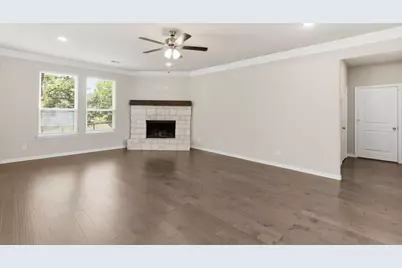 113 Cooper Court, Springtown, TX 76082 - Photo 7