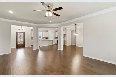 113 Cooper Court, Springtown, TX 76082 - Photo 9