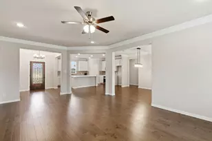 113 Cooper Ct, Springtown, TX 76082 - Photo 9