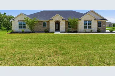 113 Cooper Court, Springtown, TX 76082 - Photo 3
