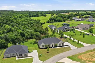113 Cooper Ct, Springtown, TX 76082 - Photo 37