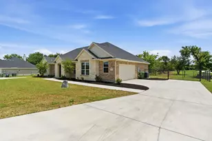 113 Cooper Ct, Springtown, TX 76082 - Photo 5