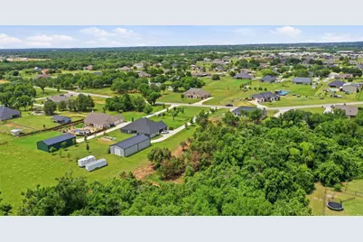 113 Cooper Court, Springtown, TX 76082 - Photo 39