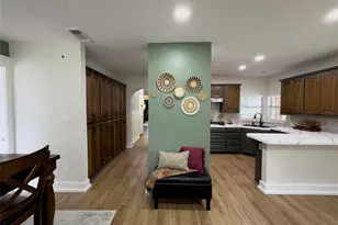 1016 W Collins St, Denton, TX 76201 - Photo 9
