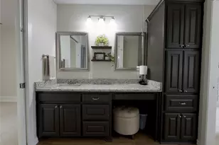 1016 W Collins St, Denton, TX 76201 - Photo 17