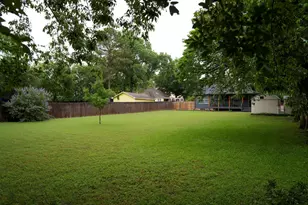 1016 W Collins St, Denton, TX 76201 - Photo 5