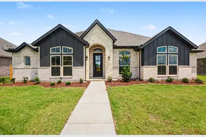1913 Barrix Lane, DeSoto, TX 75115 - Photo 3