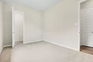 1913 Barrix Ln, DeSoto, TX 75115 - Photo 23