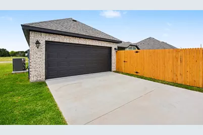 1913 Barrix Lane, DeSoto, TX 75115 - Photo 29