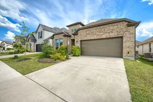 2009 Brookhurst St, Celina, TX 75009 - Photo 3