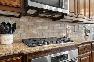 604 Satinwood Ln, Euless, TX 76039 - Photo 19