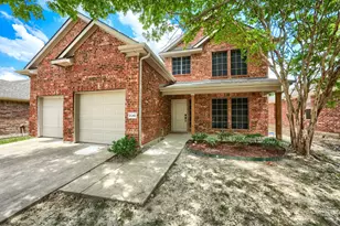 2046 Lake Trail Dr, Heartland, TX 75126 - Photo 1