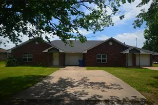 105 Bryant St, Pottsboro, TX 75076 - Photo 1