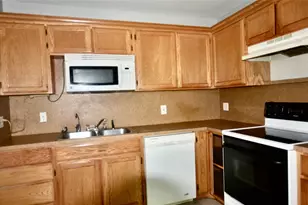 105 Bryant St, Pottsboro, TX 75076 - Photo 7