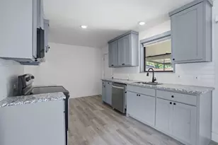 10915 Cotillion Dr, Dallas, TX 75228 - Photo 15
