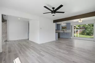 10915 Cotillion Dr, Dallas, TX 75228 - Photo 13